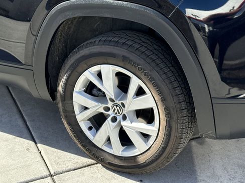 Used 2020 Volkswagen Atlas Cross Sport S image 8