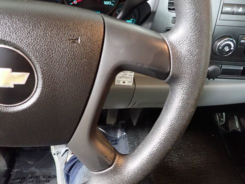 Used 2009 Chevrolet Silverado 1500 W/T RWD image 30