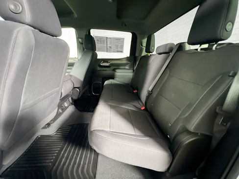Used 2025 Chevrolet Silverado 1500 LT AWD/4WD image 28