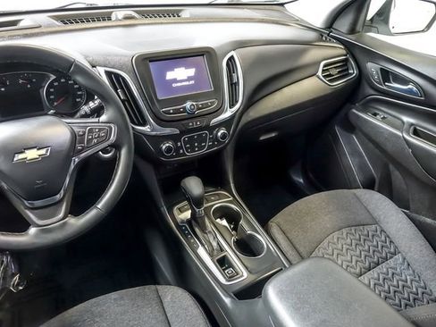 Used 2024 Chevrolet Equinox LT AWD/4WD image 17