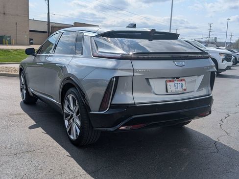 Used 2025 Cadillac Lyriq Luxury w/ LPO, Floor Liner Package image 5