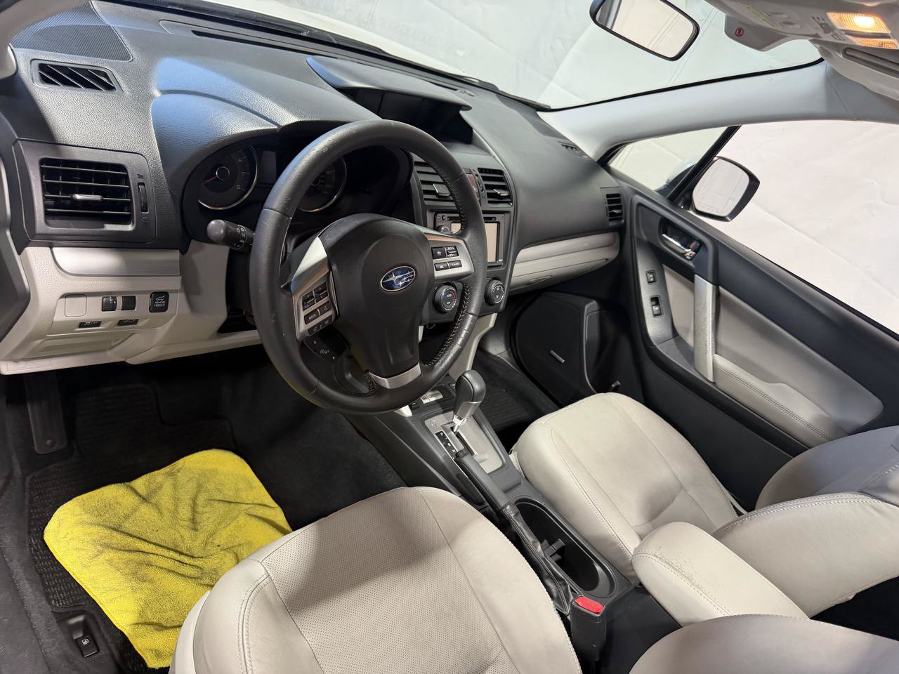 Used 2015 Subaru Forester 2.5i Limited AWD/4WD image 24