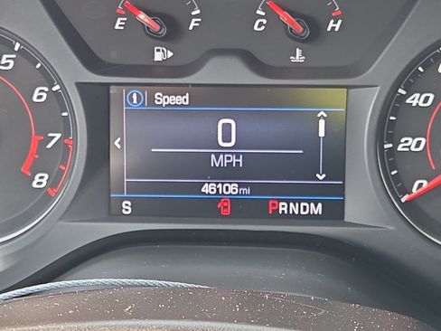 Used 2020 Chevrolet Camaro LT RWD image 11