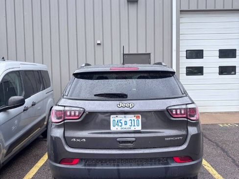 Used 2018 Jeep Compass Sport AWD/4WD image 8