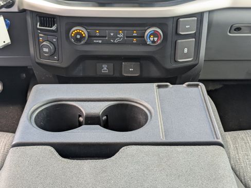 Used 2021 Ford F150 XLT image 19