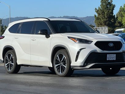Used 2022 Toyota Highlander XSE