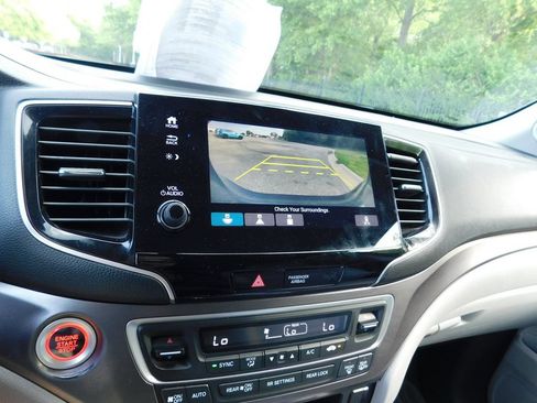 Used 2021 Honda Pilot Special Edition image 5