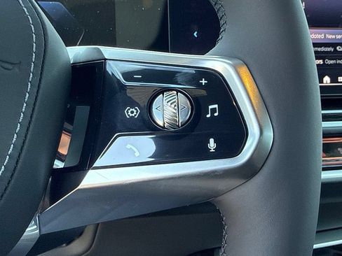 New 2026 BMW i7 xDrive60 w/ Executive Package AWD/4WD image 18