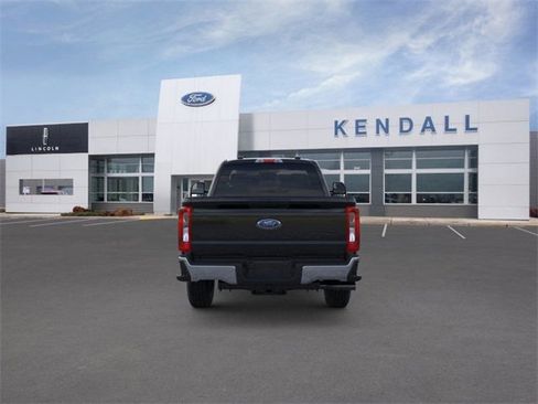 New 2025 Ford F250 XLT image 5