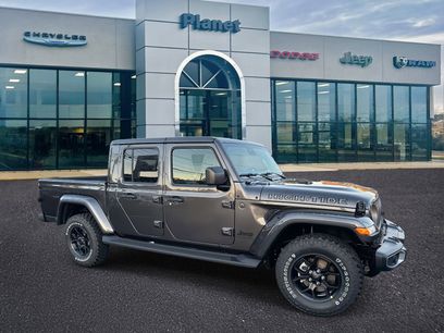 New 2025 Jeep Gladiator Sport
