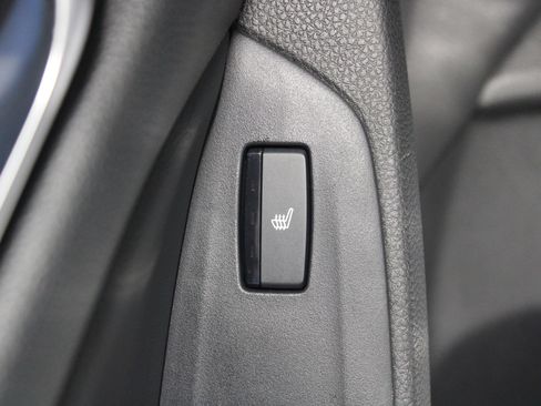 Used 2018 Honda Accord Touring image 19