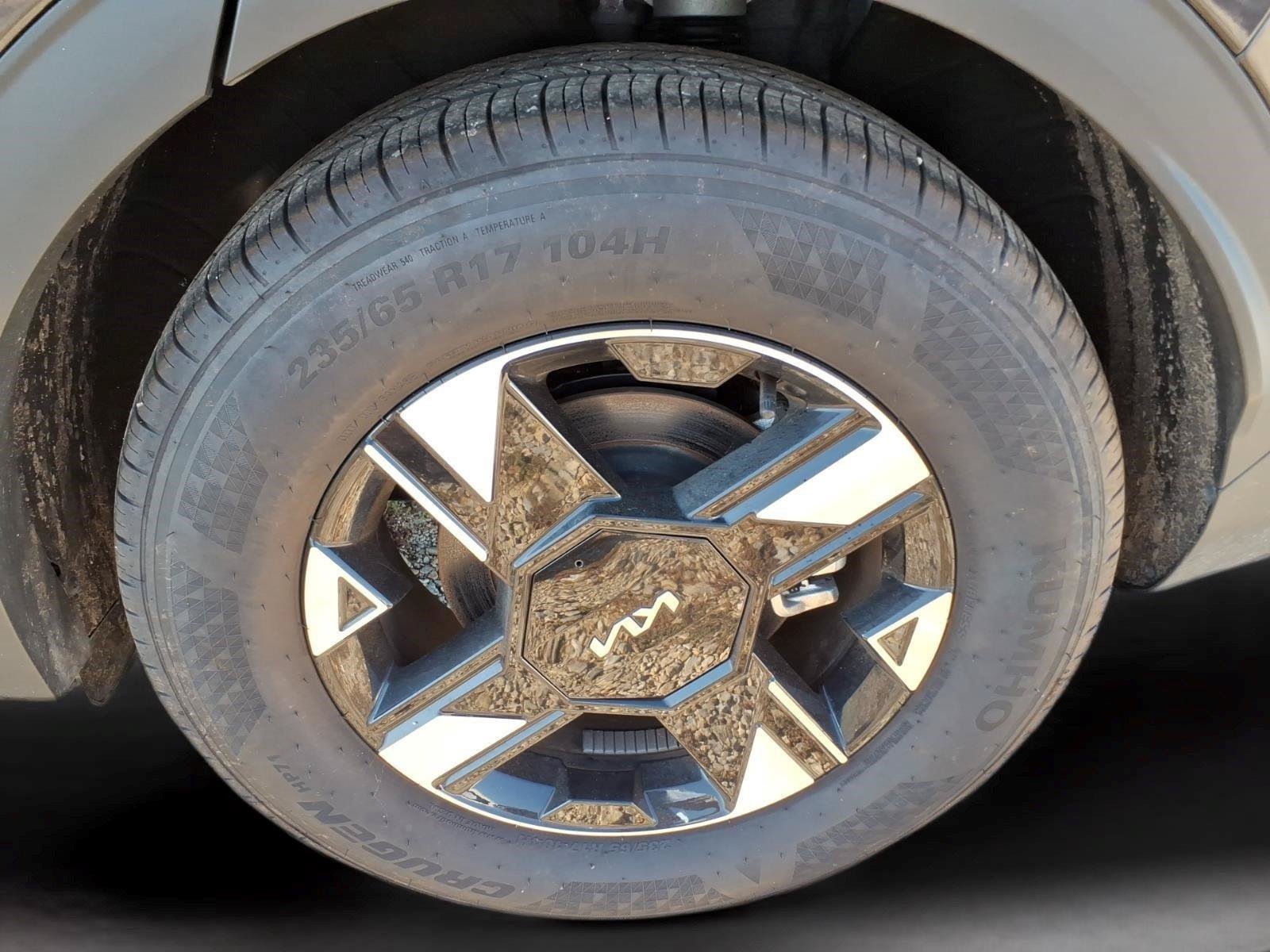 Used 2026 Kia Sportage LX FWD image 10