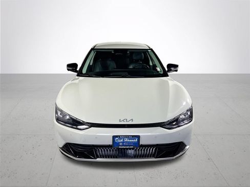 Used 2022 Kia EV6 Wind w/ Wind Technology Package AWD/4WD image 3