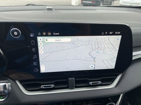 New 2026 Chevrolet Equinox LT w/ Safety and Technology Package FWD image 31