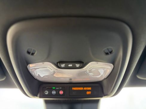 Used 2023 Chevrolet Colorado Trail Boss w/ LPO, Dark Essentials Package AWD/4WD image 19