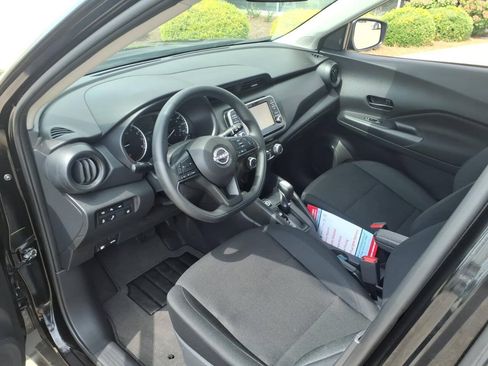 Used 2025 Nissan Kicks Play S FWD image 15