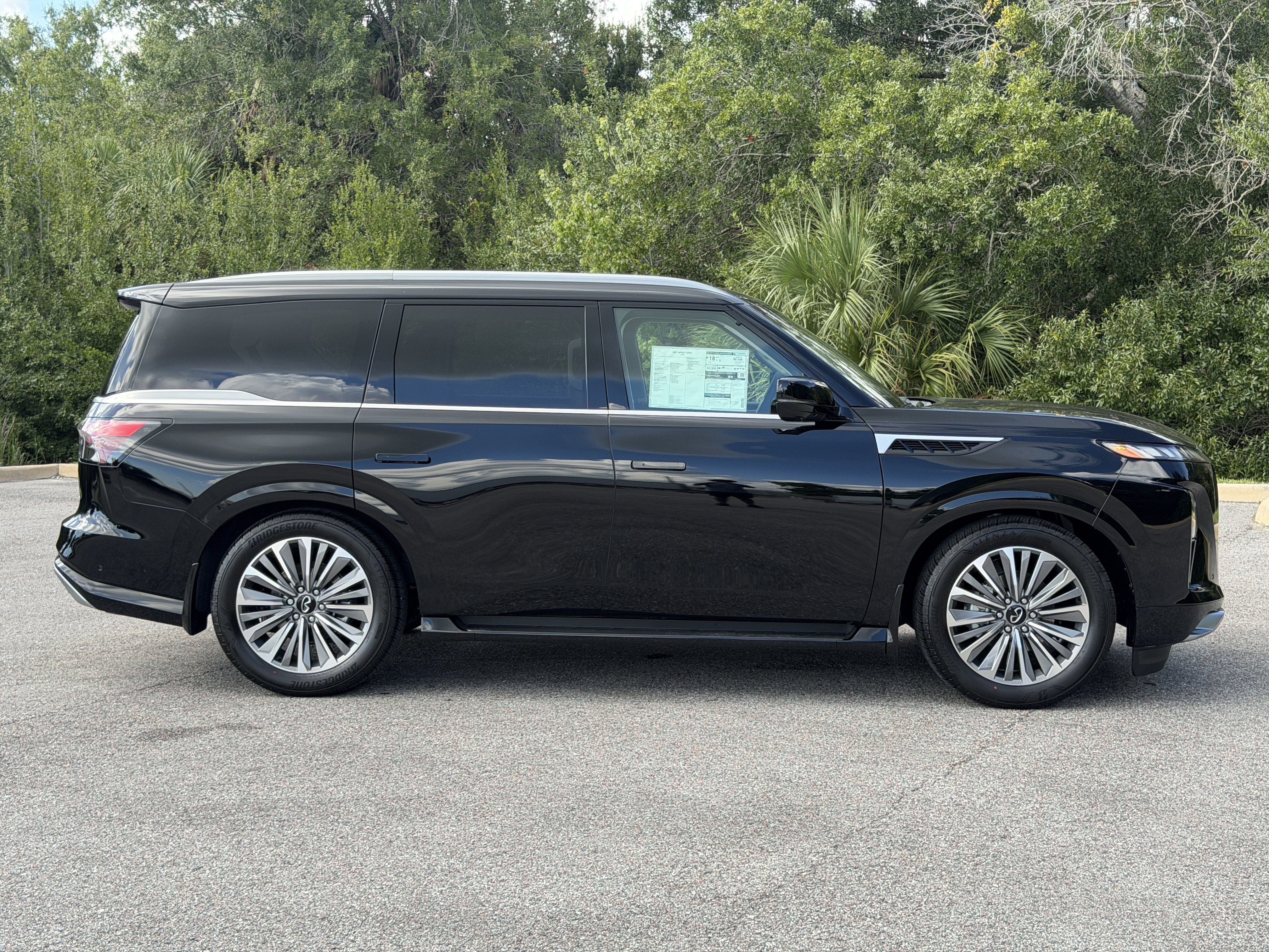 New 2027 INFINITI QX80 Luxe w/ Cargo Package RWD image 8