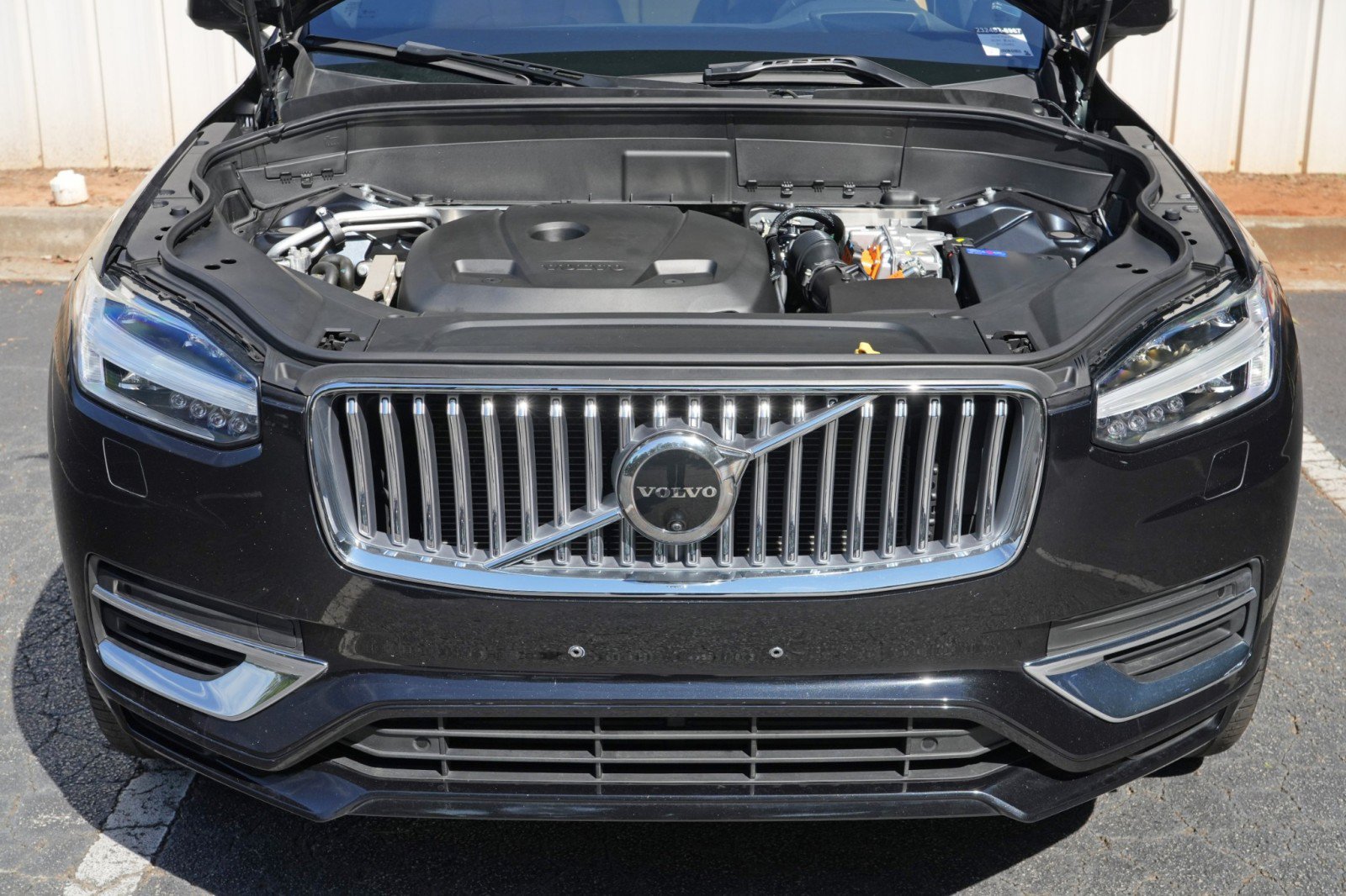 Used 2024 Volvo XC90 T8 Ultimate w/ Lounge Package AWD/4WD image 8
