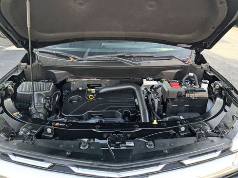 Used 2025 Chevrolet Equinox LT image 23