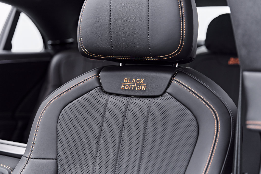 Used 2025 Bentley Flying Spur Plug-In Hybrid AWD/4WD image 44