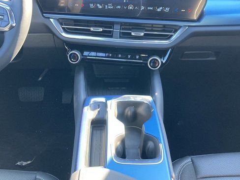 New 2026 Chevrolet Equinox EV LT w/ Convenience Package II image 19