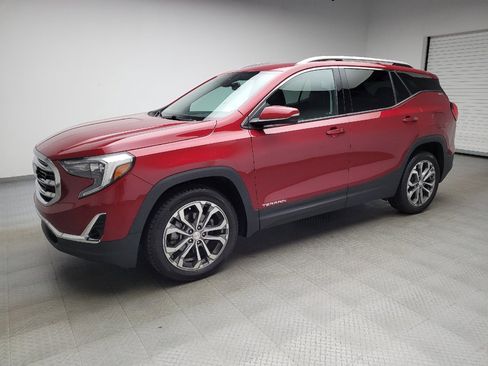 Used 2020 GMC Terrain SLT w/ Preferred Package FWD image 2