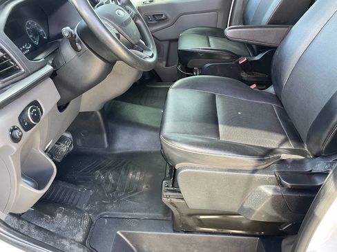 Used 2020 Ford Transit 250 Medium Roof image 18