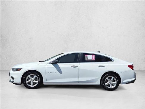 Used 2016 Chevrolet Malibu LS FWD image 9