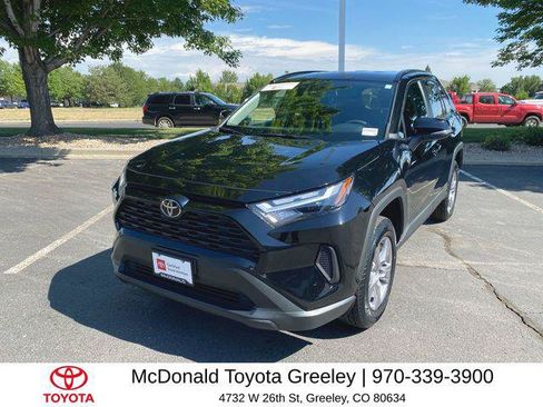 Certified 2025 Toyota RAV4 XLE AWD/4WD image 1