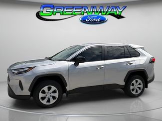 Used 2024 Toyota RAV4 LE FWD video 1