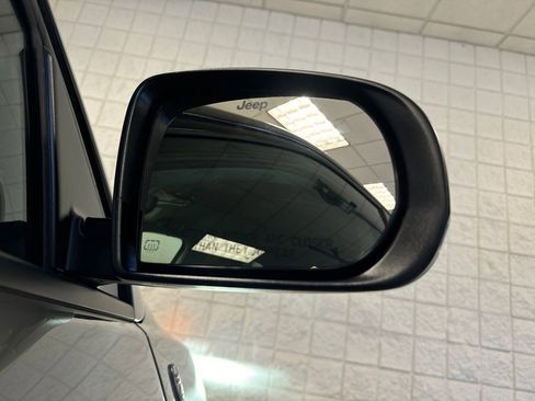 Used 2022 Jeep Compass Trailhawk w/ Trailhawk Convenience Group AWD/4WD image 46