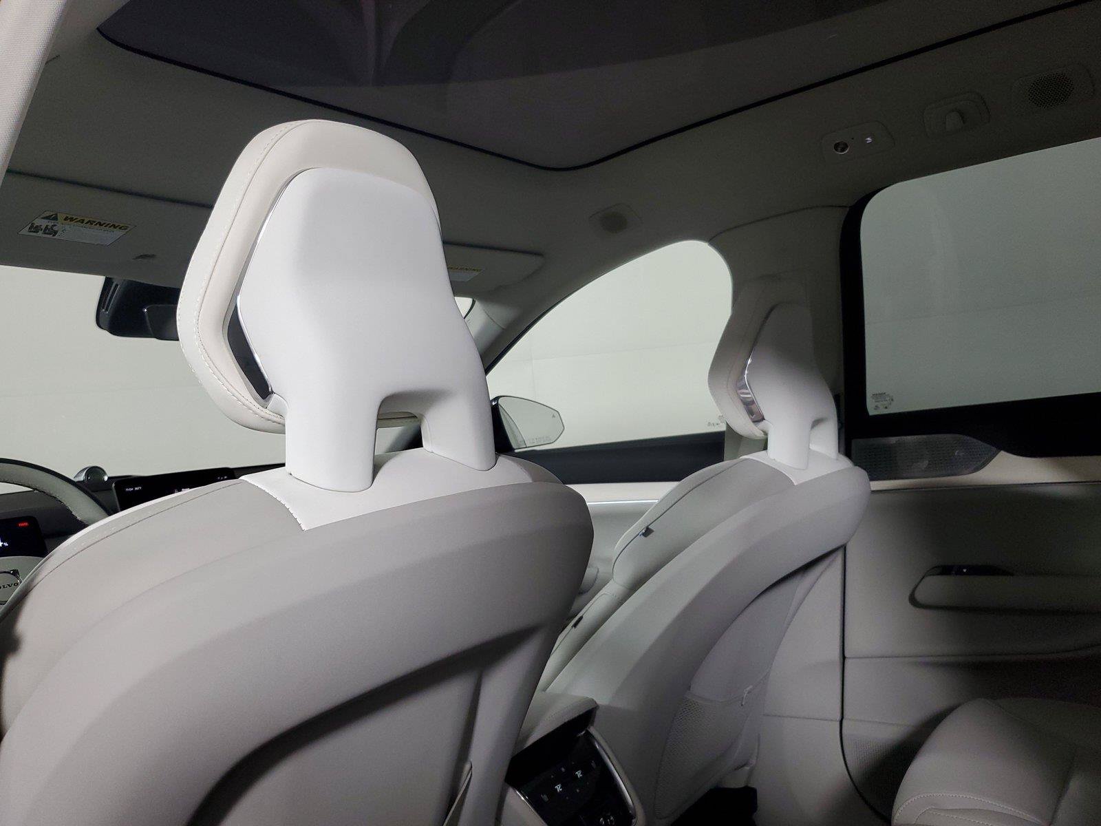 Certified 2025 Volvo EX90 Ultra AWD/4WD image 14