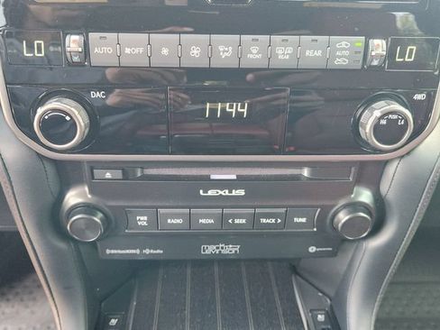 Used 2023 Lexus GX 460 Premium AWD/4WD image 21