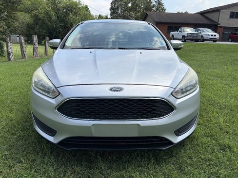 Used 2015 Ford Focus SE w/ Interior Protection Package FWD image 6