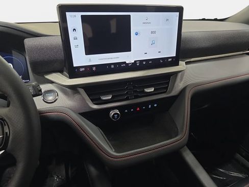 Used 2026 Ford Explorer ST-Line w/ ST-Line Street Pack AWD/4WD image 19