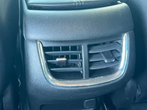 Used 2022 Chevrolet Malibu LT image 15