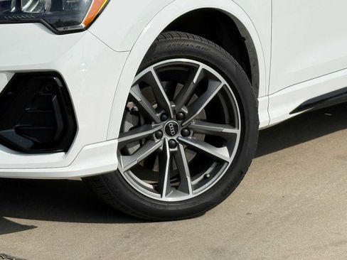 Used 2022 Audi Q3 2.0T Premium image 2