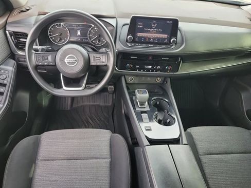 Used 2021 Nissan Rogue SV image 14