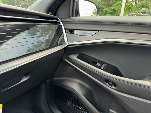 New 2025 Jeep Wagoneer S Limited image 22