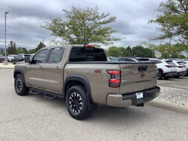 Used 2023 Nissan Frontier PRO-4X w/ Pro Convenience Package AWD/4WD image 7
