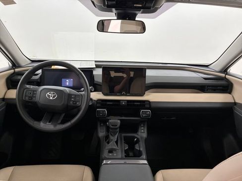 Used 2026 Toyota RAV4 XLE Premium AWD/4WD image 20