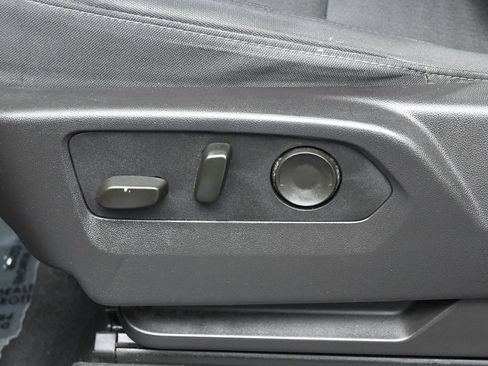 Used 2024 Chevrolet Silverado 1500 Custom RWD image 12