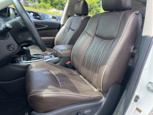 Used 2019 INFINITI QX60 Luxe w/ Sensory Package FWD image 34