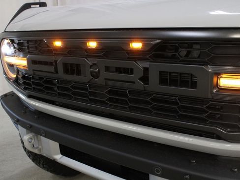 New 2026 Ford Bronco Raptor w/ Interior Carbon Fiber Pack AWD/4WD image 32