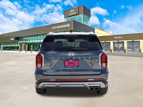 Used 2023 Hyundai Palisade Limited AWD/4WD image 7