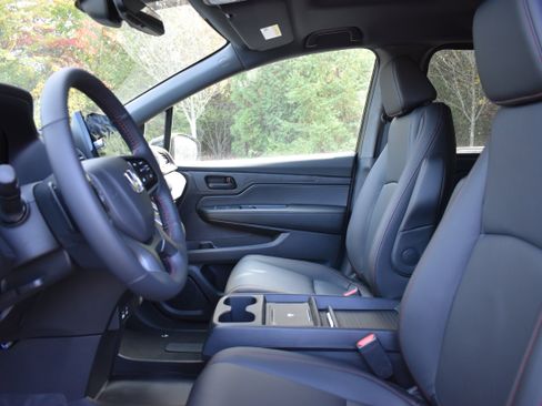New 2026 Honda Odyssey Sport-L image 13