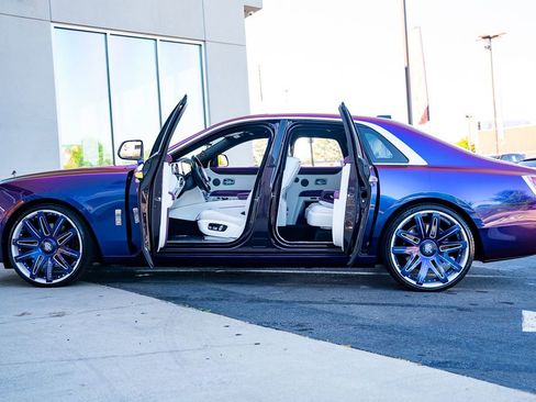 Used 2022 Rolls-Royce Ghost w/ Ghost Package AWD/4WD image 15