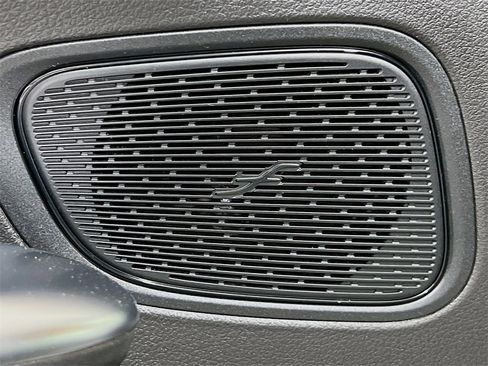 New 2025 Mercedes-Benz GLC 300 4MATIC image 19