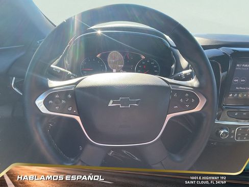 Used 2023 Chevrolet Traverse RS image 18