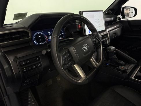 Used 2025 Toyota 4Runner TRD Off-Road Premium w/ Tow Technology Package AWD/4WD image 23